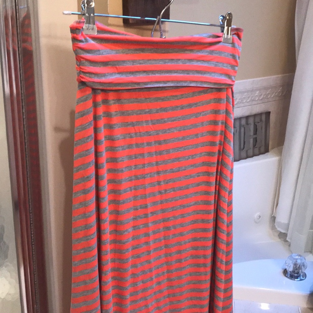 Maxi skirt long